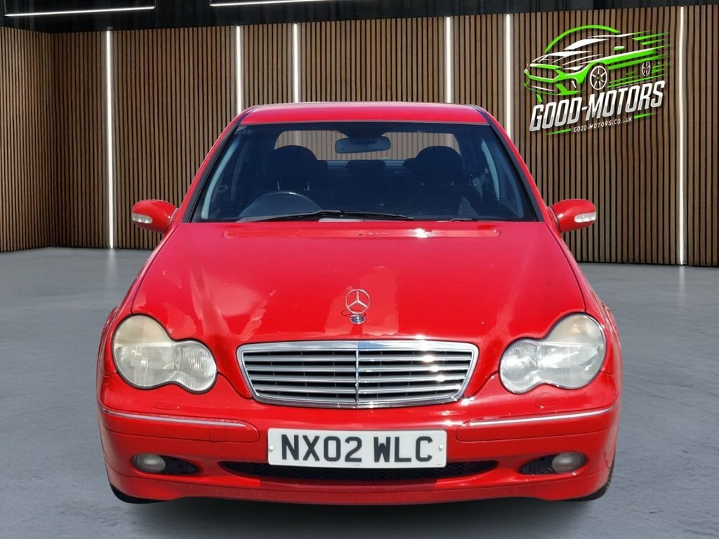 Mercedes-Benz C Class Saloon Red #2