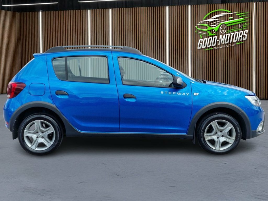Dacia Sandero Stepway Hatchback Blue #6