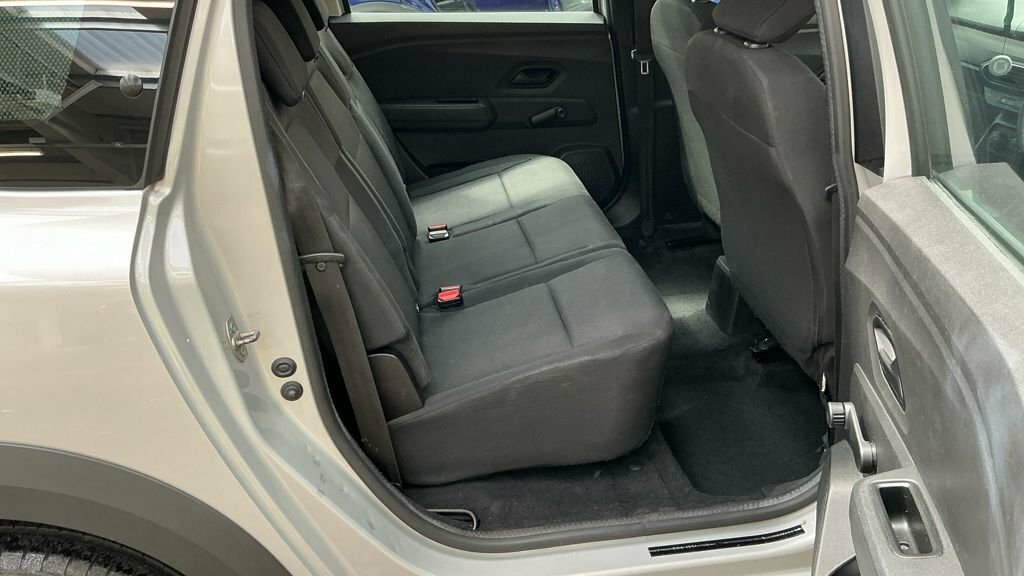 Dacia Jogger 2022 1.0 Tce Extreme Euro 6 Ss Brown #11
