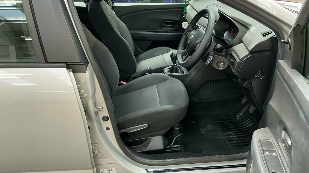 Dacia Jogger 2022 1.0 Tce Extreme Euro 6 Ss Brown #9
