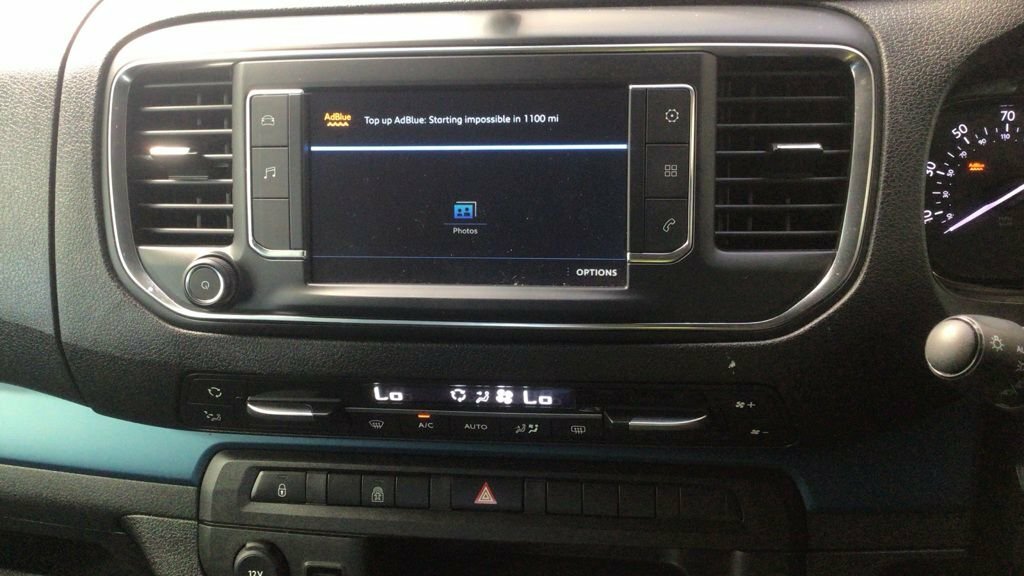 Peugeot Traveller 1.5L Active Black #10