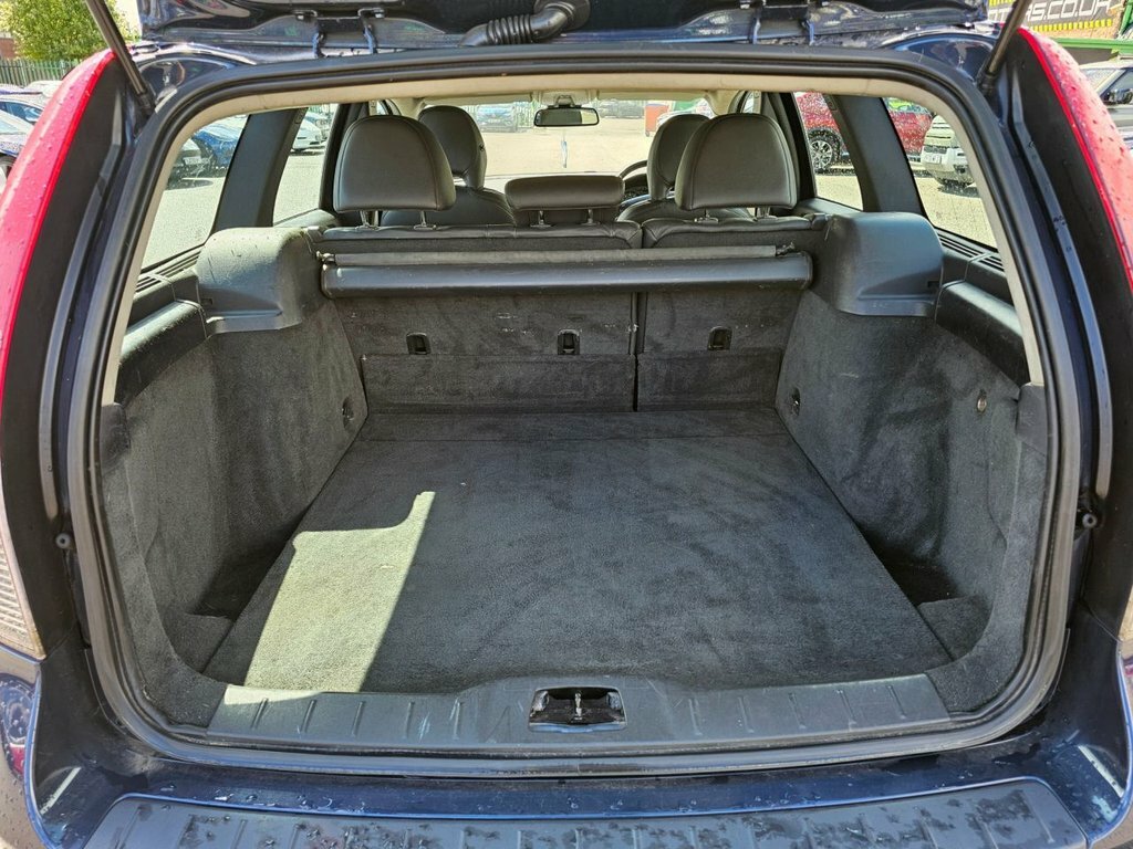 Volvo V50 D3 150 Se Lux Edition Geartronic Silver #16