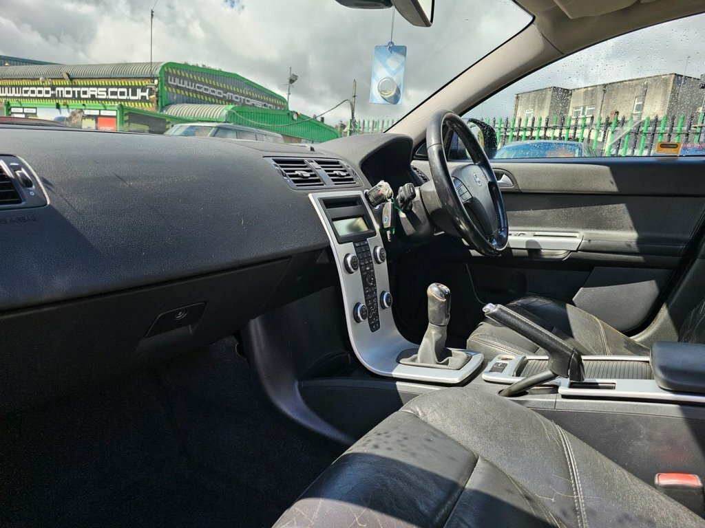 Volvo V50 D3 150 Se Lux Edition Geartronic Silver #13