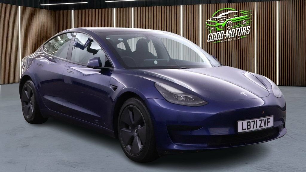 Tesla Model 3 Saloon Blue #3