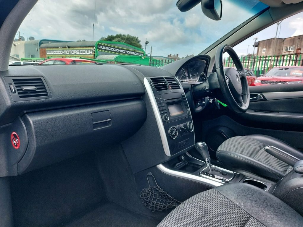 Mercedes-Benz A Class A150 Classic. 1 Owner. Low Mileage Blue #14