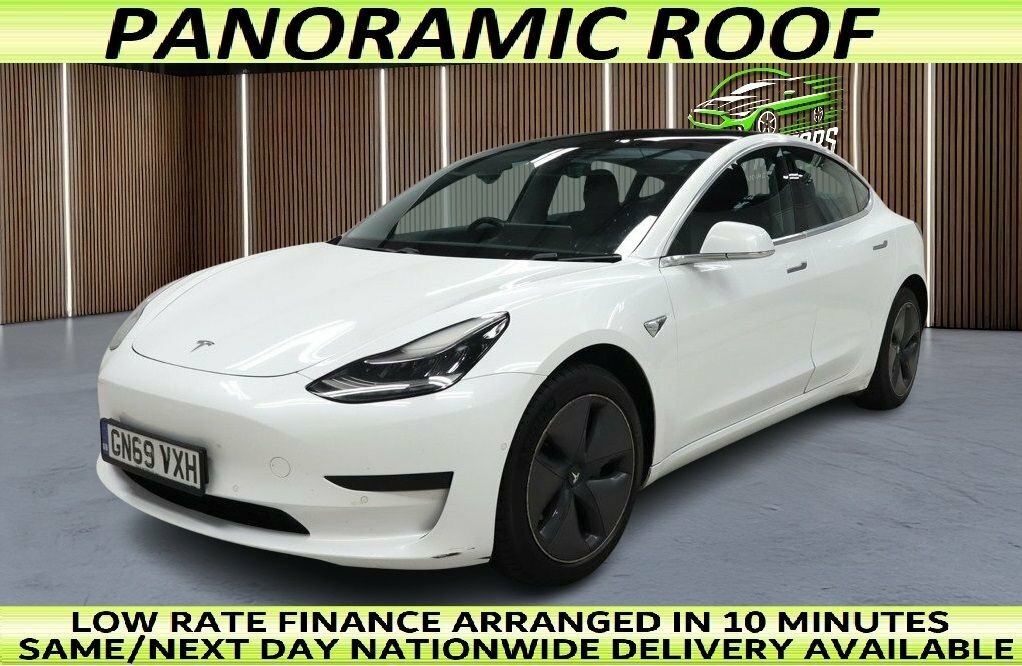 Tesla Model 3 Saloon White