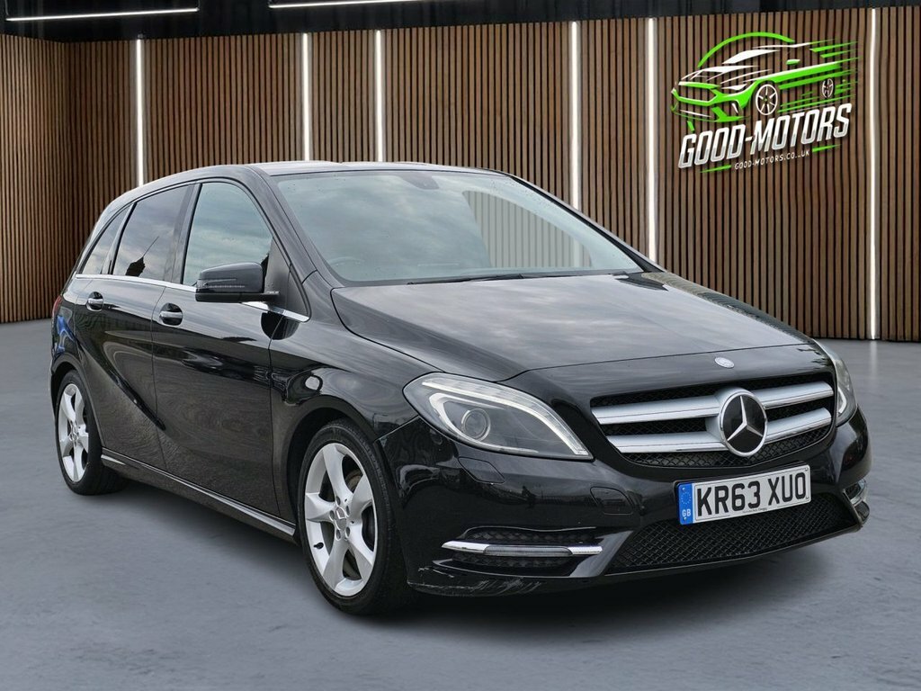 Mercedes-Benz B Class Mpv Black #2