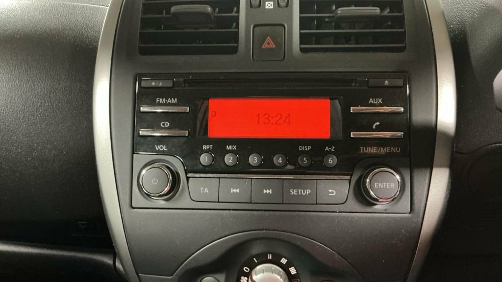 Nissan Micra 0.9 Ig-t Tekna 89 Bhp Bluetooth - Alloy Wheels Silver #8