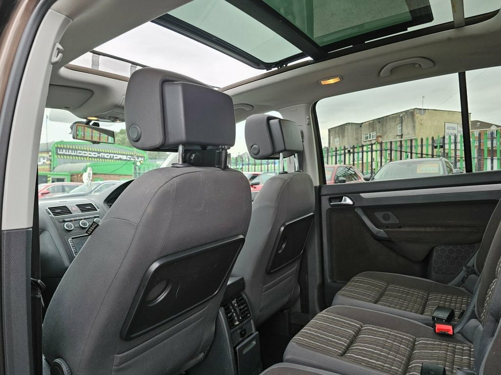 Volkswagen Touran 1.5 Tsi Evo R-line Dsg Grey #21