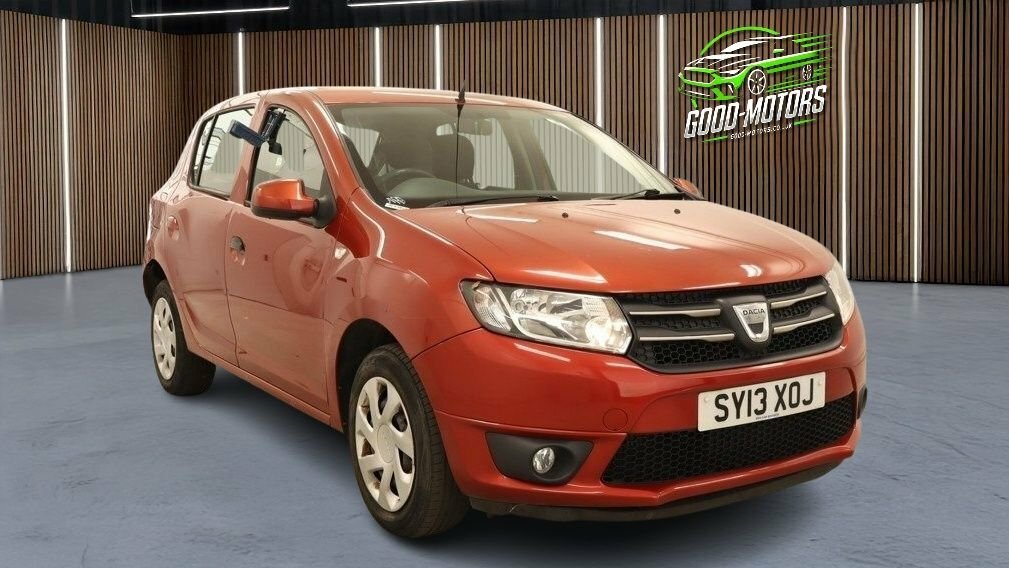 Dacia Sandero Hatchback Red #2