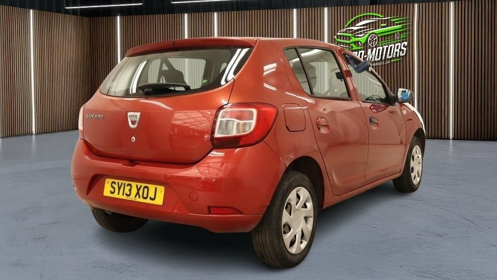 Dacia Sandero Hatchback Red #4