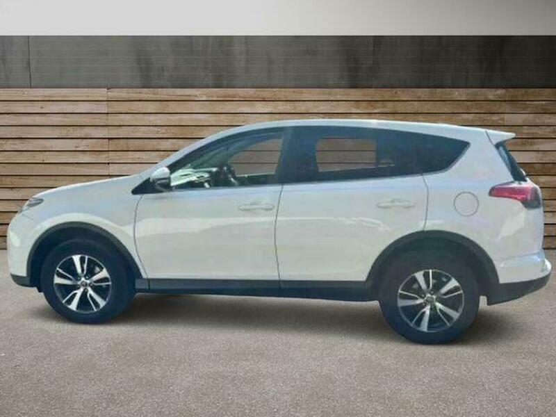 Toyota Rav 4 2.0 D-4d Business Edition White #4