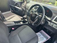 Toyota Avensis T2 Silver #28