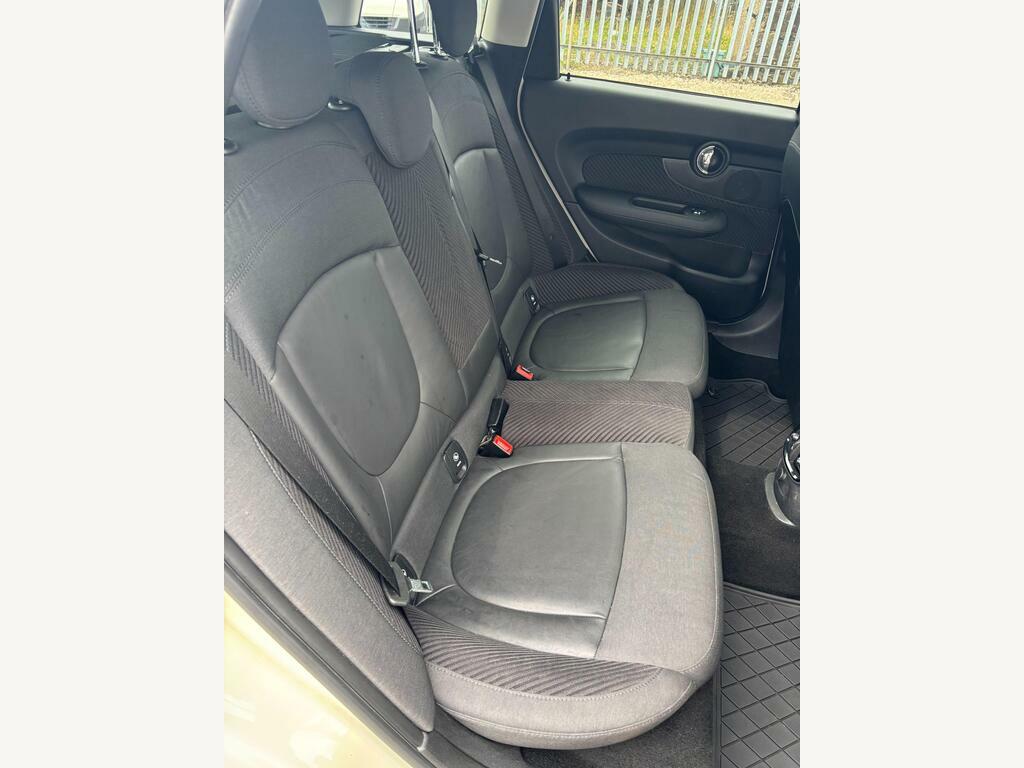 Mini Clubman 1.5 Cooper Estate 6Dr Euro 6 S S Silver #55