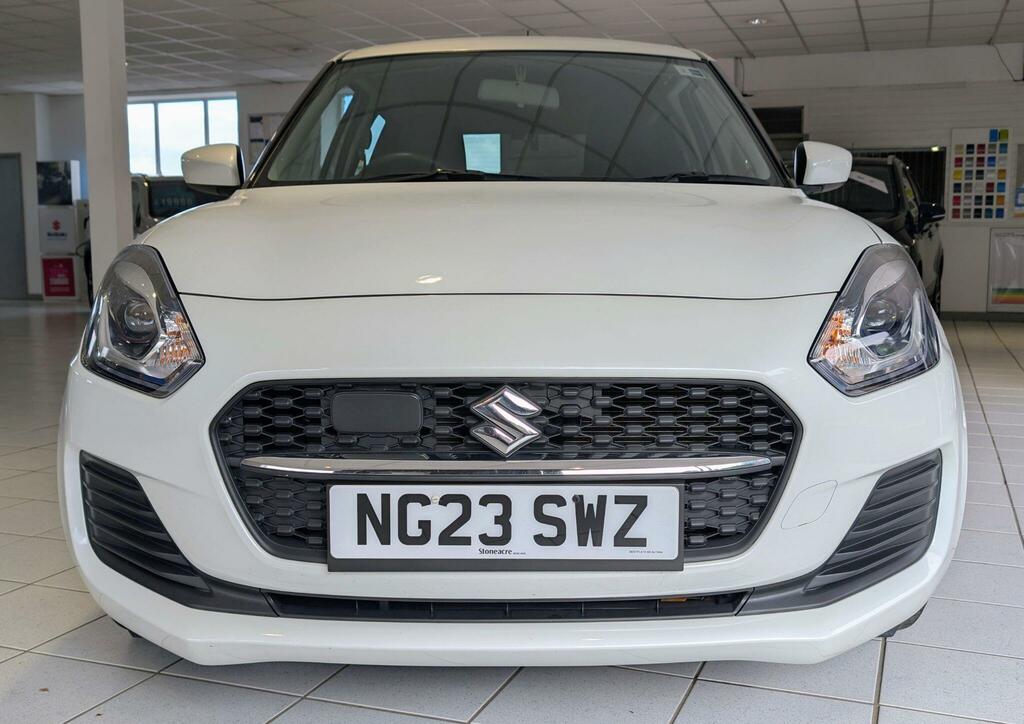 Suzuki Swift Sz-l White #2