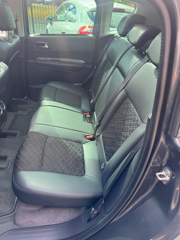 Peugeot 3008 Suv White #11