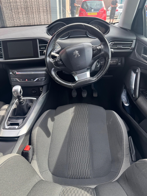 Peugeot 308 2015 2.0 Bluehdi Allure Hatchback Grey #13