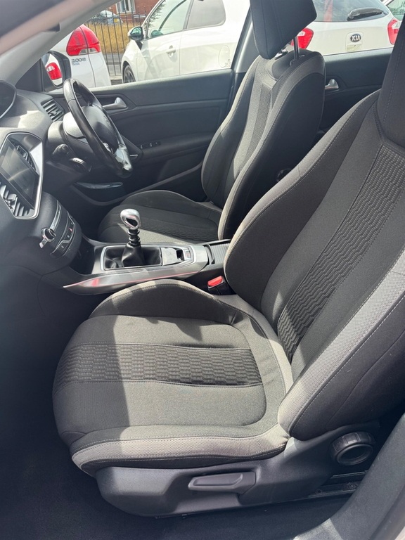 Peugeot 308 2015 2.0 Bluehdi Allure Hatchback Grey #9