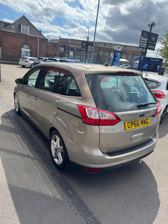 Ford Grand C-Max 1.5 Tdci Titanium X Euro 6 Ss Red #4