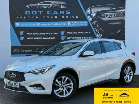 Infiniti Q30 1.5D Business Executive White