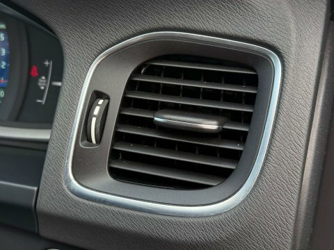 Volvo S60 D3 136 Se Lux Blue #81