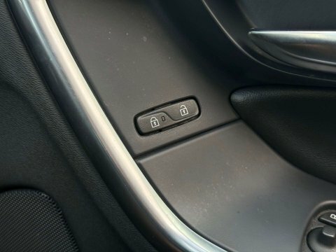Volvo S60 D3 136 Se Lux Blue #78