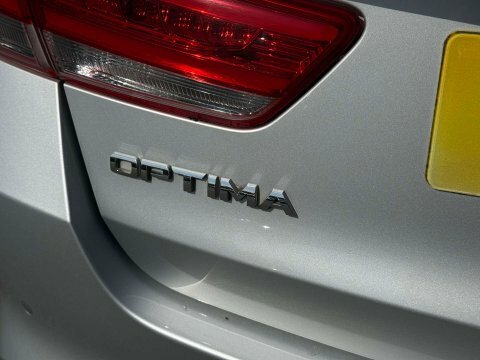 Kia Optima 1.7 Crdi 4 Saloon Dct Euro 6 Ss 139 White #36