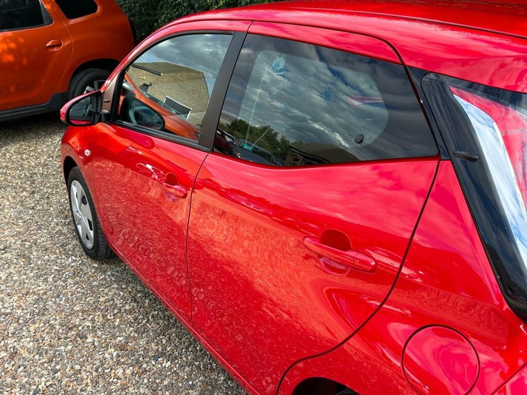 Toyota Aygo Hatchback Special Editions 1.0 Blue #29