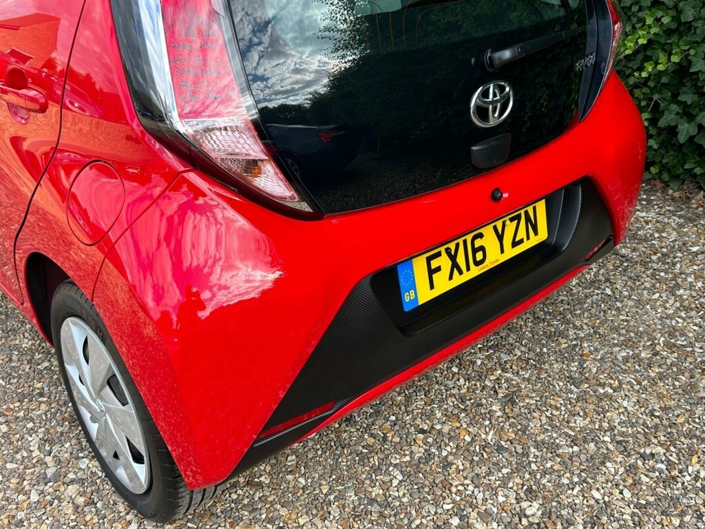 Toyota Aygo Hatchback Special Editions 1.0 Blue #32