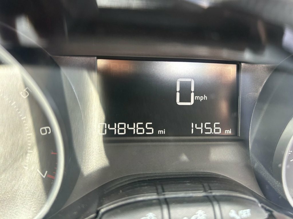 Peugeot 208 Puretech Black Edition Black #11