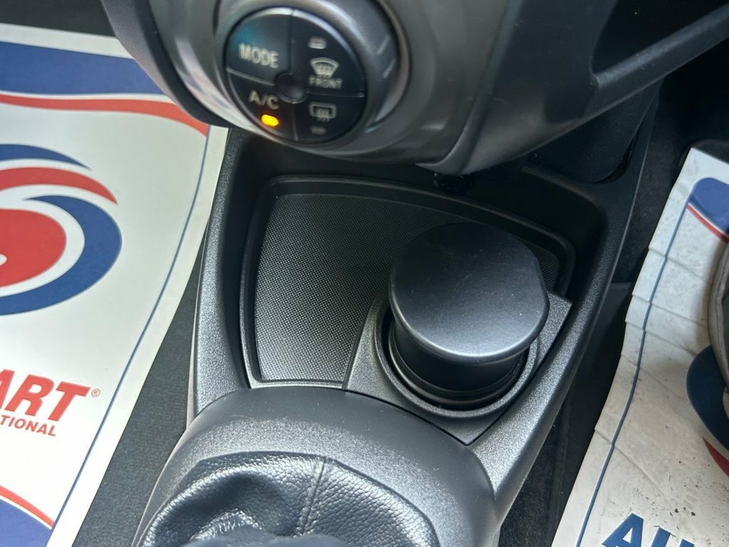 Toyota Yaris 1.4 D-4d Tr Blue #18