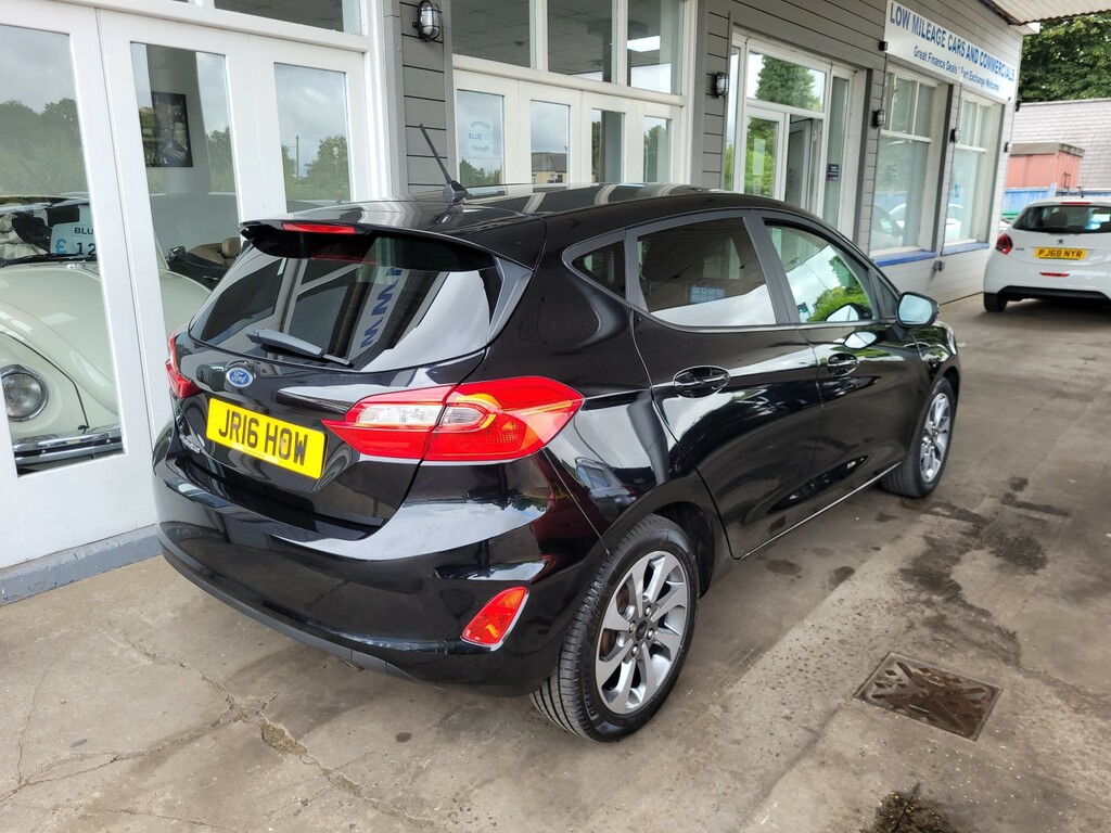 Ford Fiesta 1.1 Ti-vct Trend Black #4