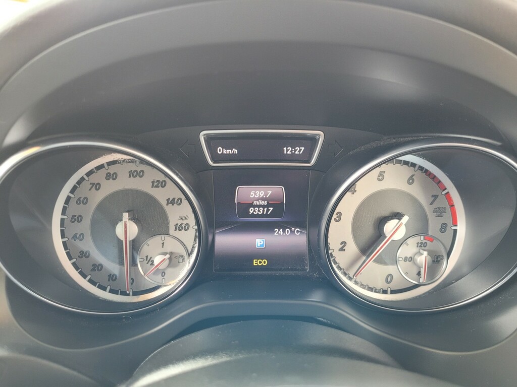 Mercedes-Benz CLA Class Cla 180 Amg Sport Silver #18