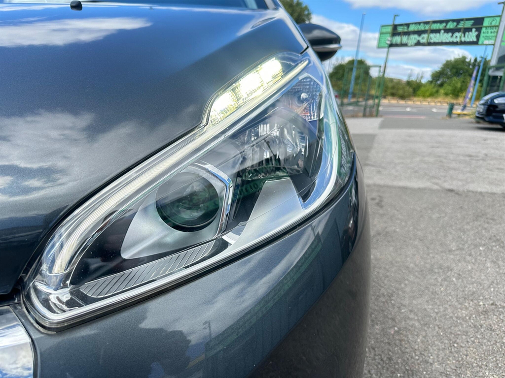 Peugeot 208 1.2 Puretech Ss Gt Red #43