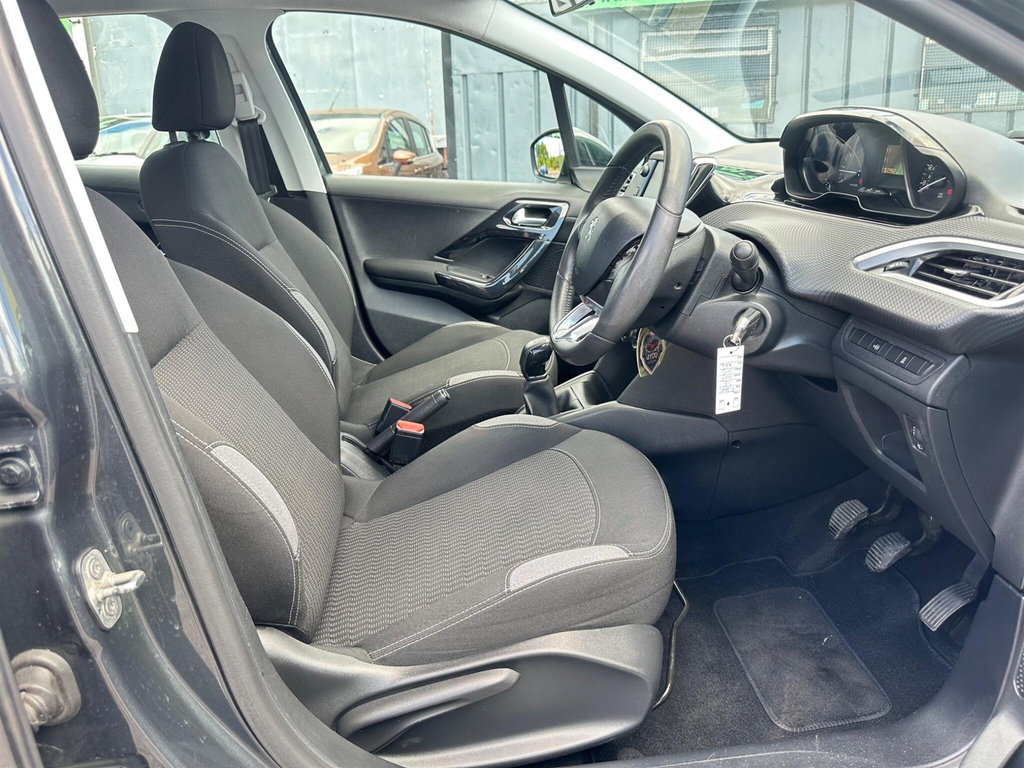 Peugeot 208 1.2 Puretech Ss Gt Red #16