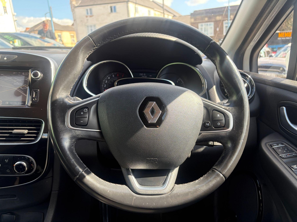 Renault Clio 1.2 16V Play Hatchback Euro 6 7 White #15