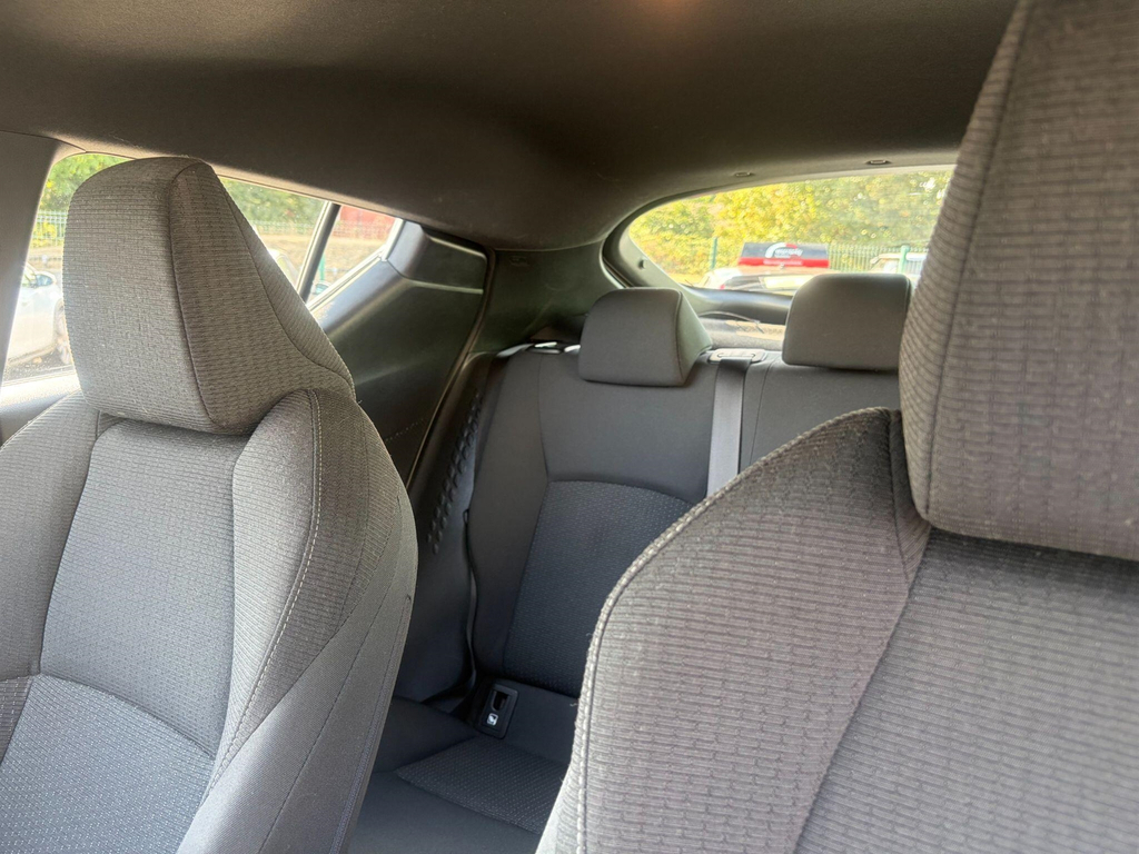 Toyota C-Hr 1.8 Hybrid Excel Cvt Silver #30