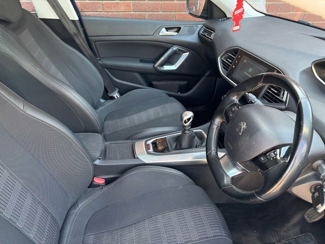 Peugeot 308 1.2 Puretech Gpf Allure Hatchback Manua Blue #6