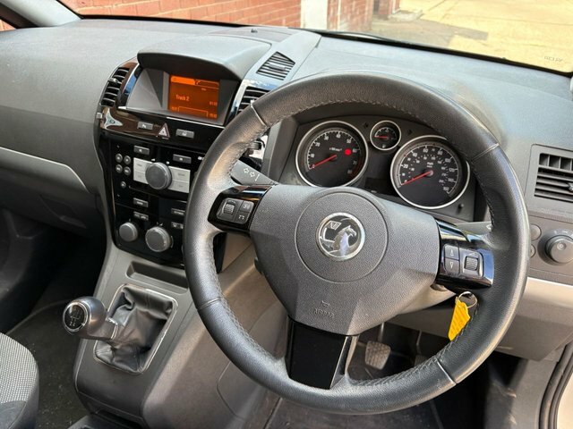 Vauxhall Zafira 1.6 16V Exclusiv Mpv Euro 5 115 Silver #5