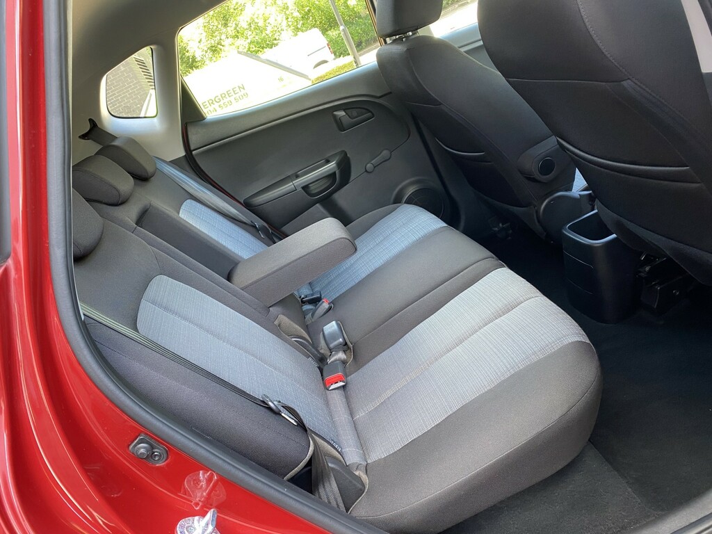 Kia Venga 1.4 Ecodynamics 1 Euro 5 Ss Red #19