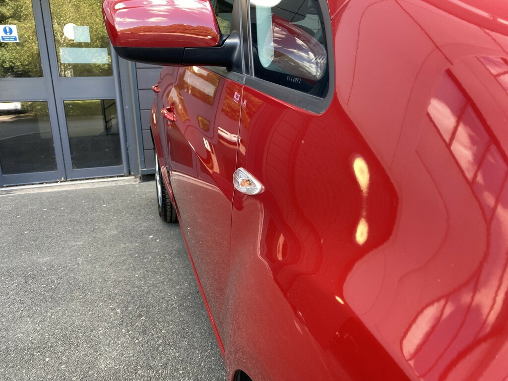 Kia Venga 1.4 Ecodynamics 1 Euro 5 Ss Red #10