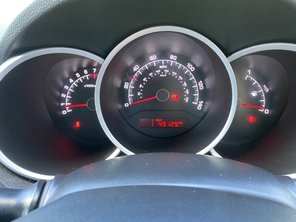 Kia Venga 1.4 Ecodynamics 1 Euro 5 Ss Red #35