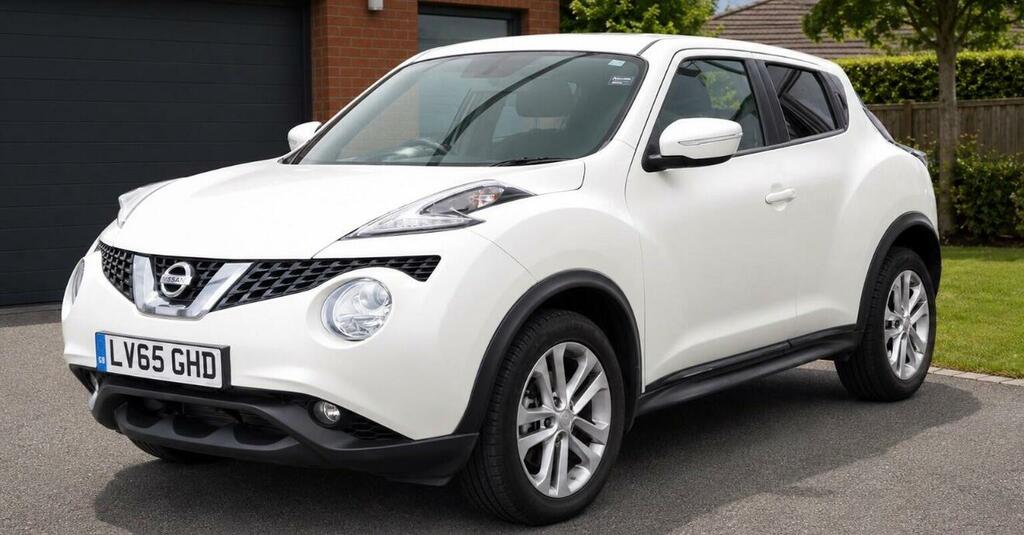Nissan Juke 1.2 Dig-t Acenta Premium 6Spd Euro 5 Ss White #2