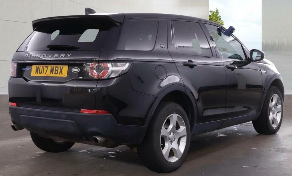 Land Rover Discovery Sport 2.0 Td4 Pure Edition 4Wd Euro 6 Ss 5 Seat Black #4