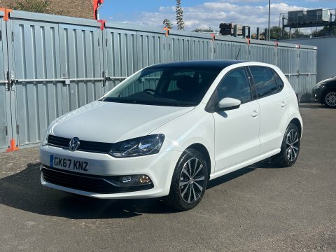 Volkswagen Polo Match Edition Pano White