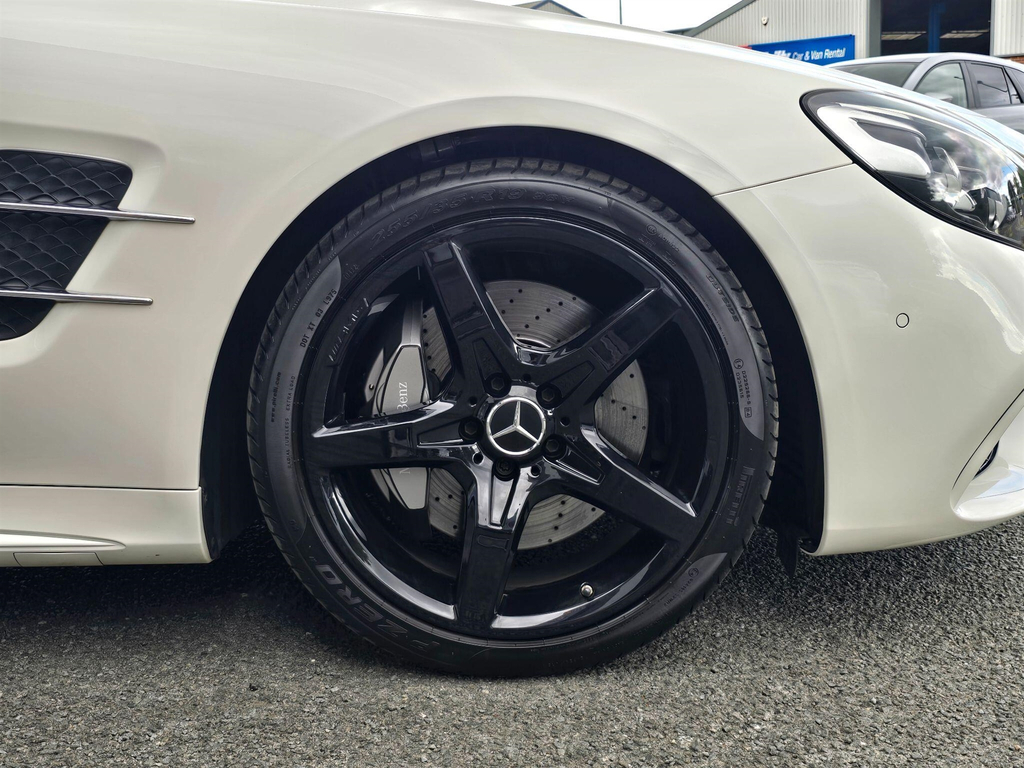 Mercedes-Benz SL Class Sl 400 Amg Line Black #37