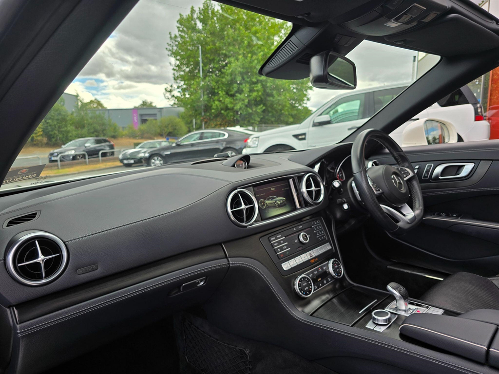 Mercedes-Benz SL Class Sl 400 Amg Line Black #21