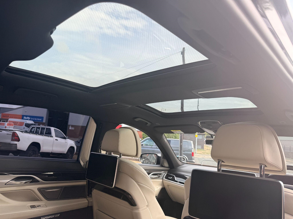 BMW 7 Series 4.4 750I V8 M Sport Saloon Euro 6 Black #47