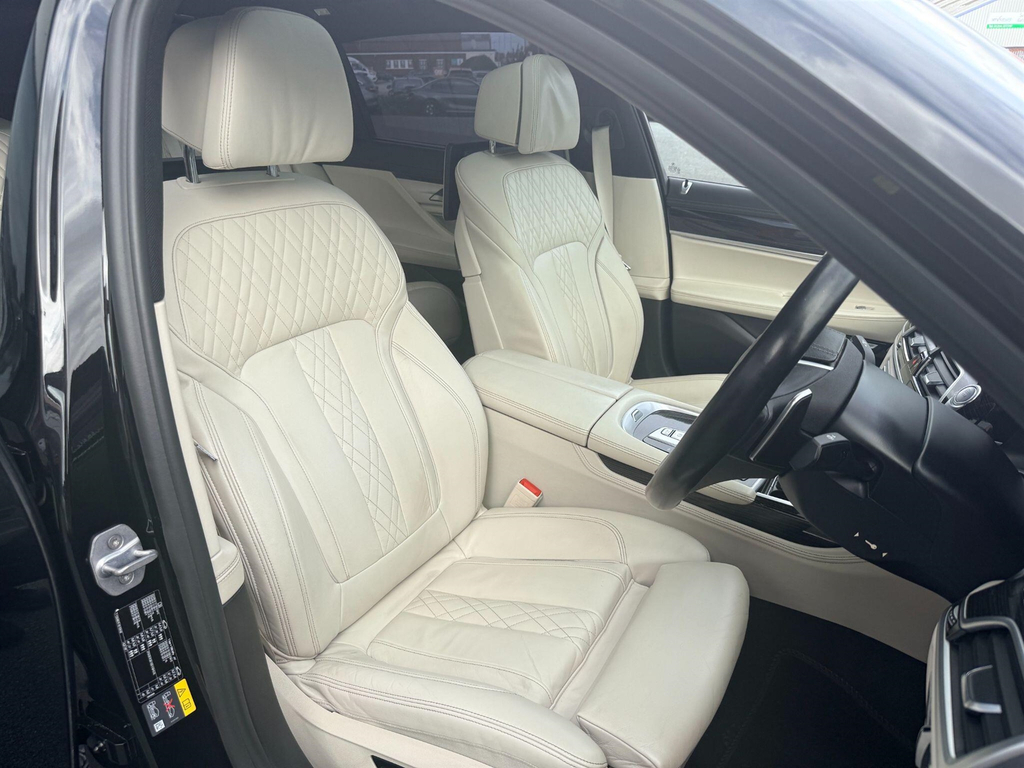 BMW 7 Series 4.4 750I V8 M Sport Saloon Euro 6 Black #20