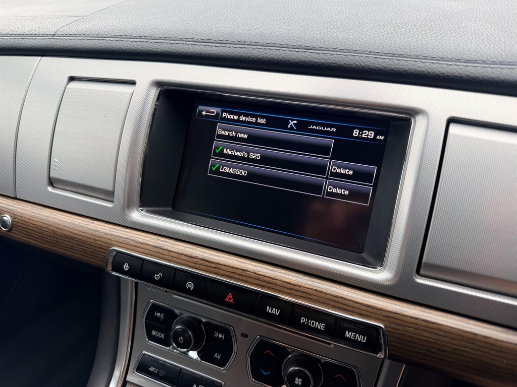Jaguar XF 2.2Td Luxury Sportbrake Estate  #49